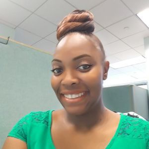 Meet your Posher, Latasha